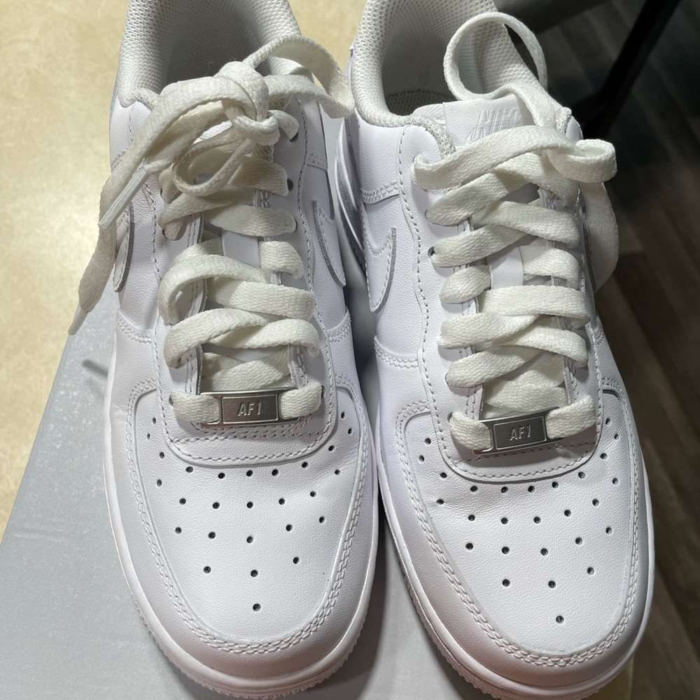 Women Nike sneakers